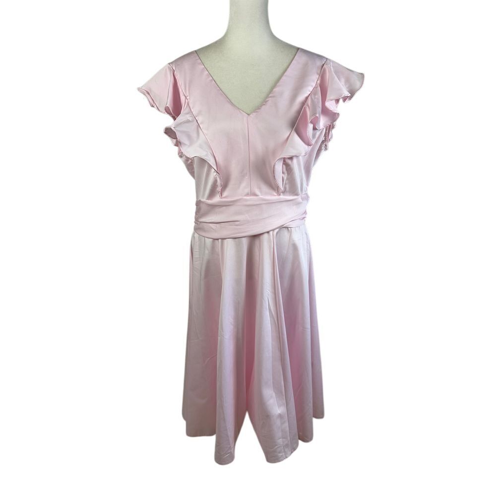 Closet Dress Women's 12 Ruffle Details and Back Zipper NWT